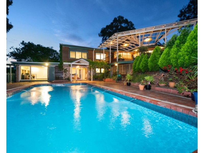 5 DONVIEW Court, Croydon VIC 3136