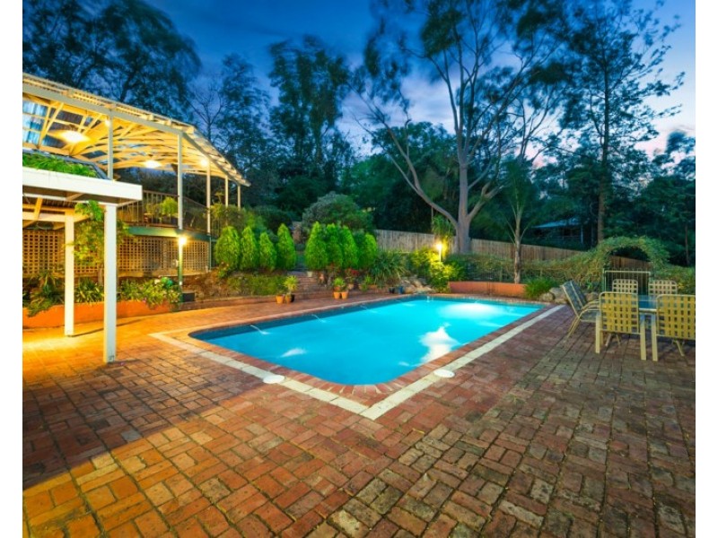 5 DONVIEW Court, Croydon VIC 3136