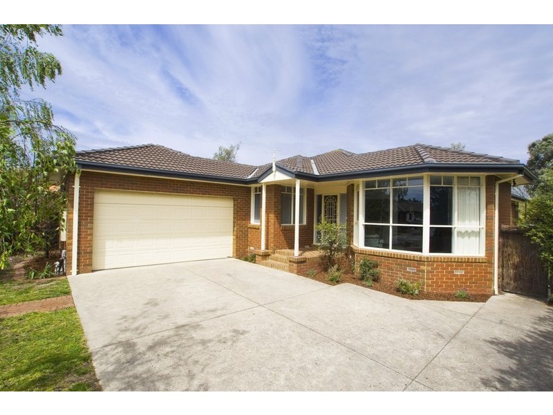 31 NURSERY Road, Croydon VIC 3136