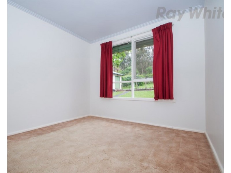 27 PATRICK Avenue, Croydon North VIC 3136