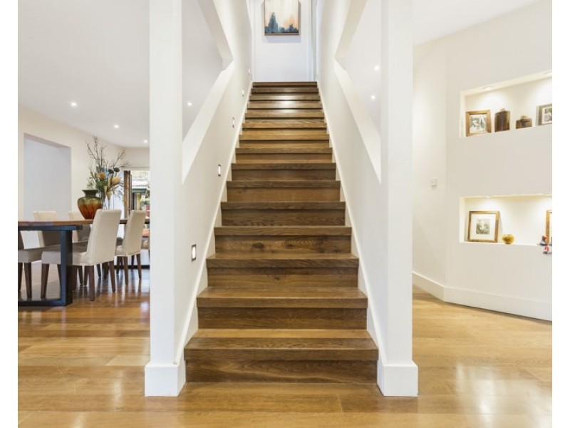 4 KARDINIA Crescent, Warranwood VIC 3134