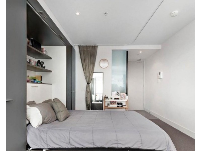 710/32 BRAY Street, South Yarra VIC 3141