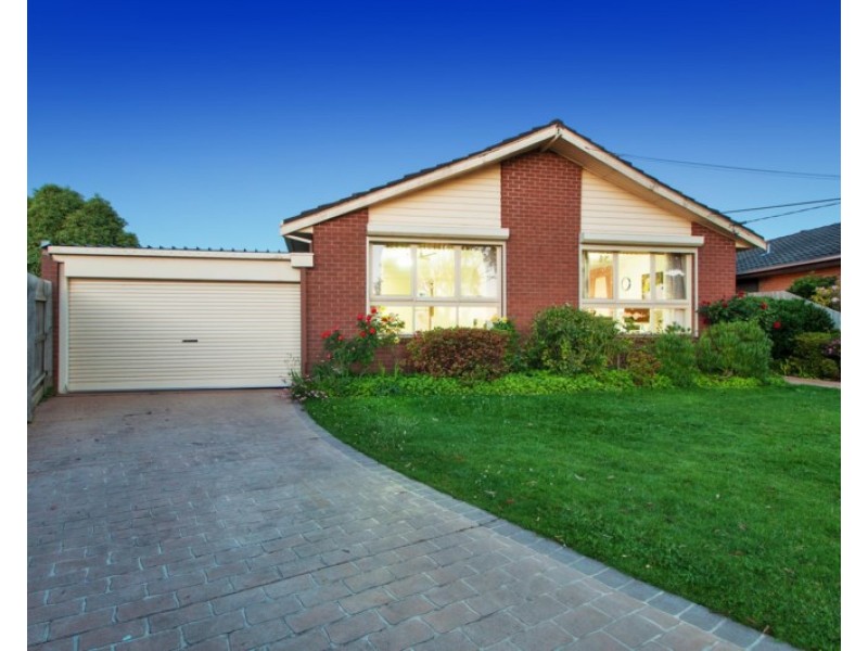 5 GARETH Court, Glen Waverley VIC 3150