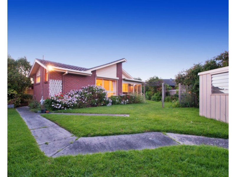 5 GARETH Court, Glen Waverley VIC 3150