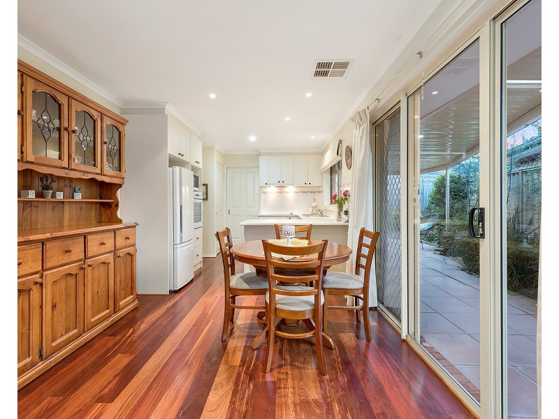 30 JOANNE Avenue, Chirnside Park VIC 3116