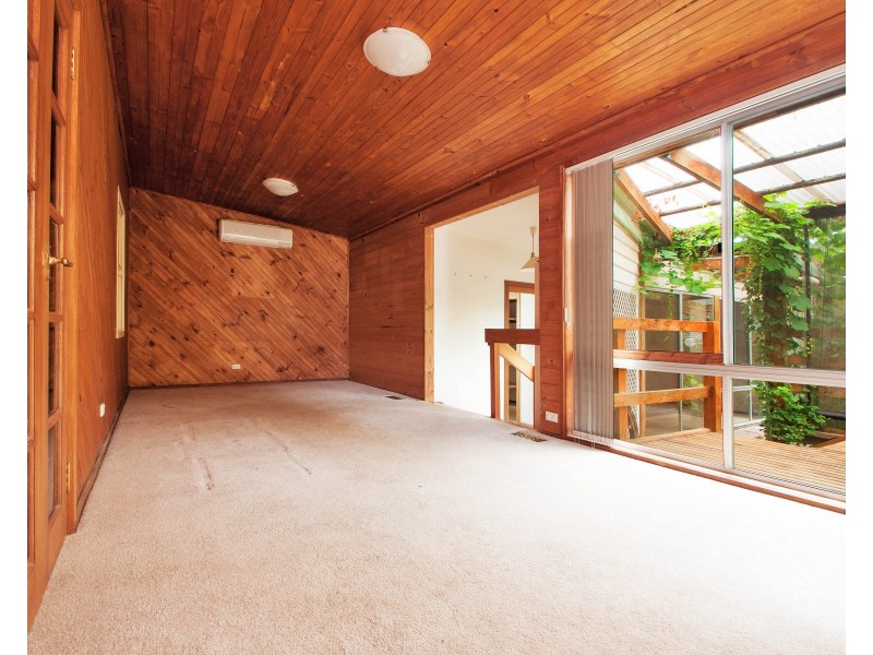 6 HEYWOOD Street, Ringwood VIC 3134