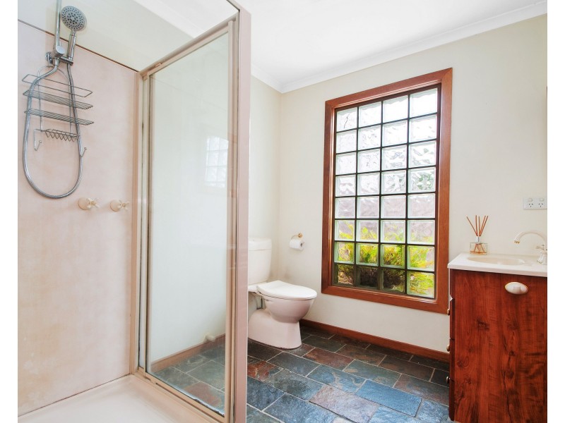 6 HEYWOOD Street, Ringwood VIC 3134