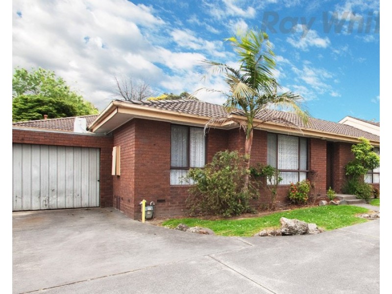 5/4 STARCROSS Avenue, Croydon VIC 3136