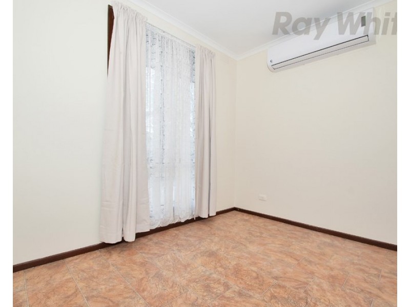 5/4 STARCROSS Avenue, Croydon VIC 3136