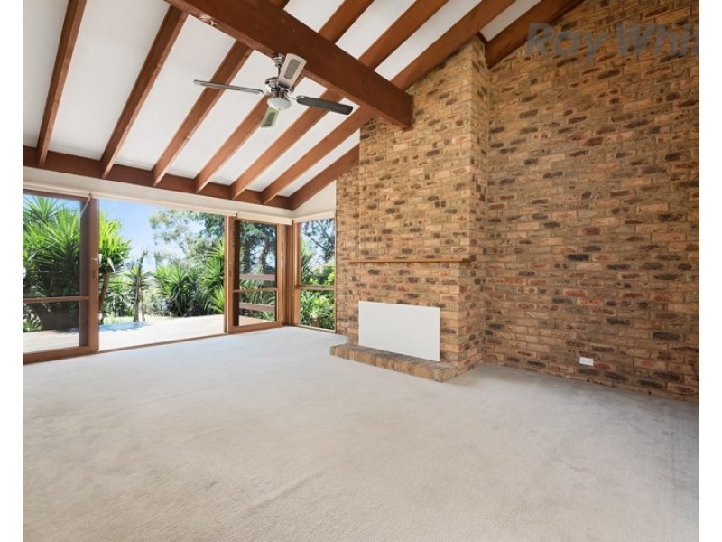 4 MANSION Place, Chirnside Park VIC 3116