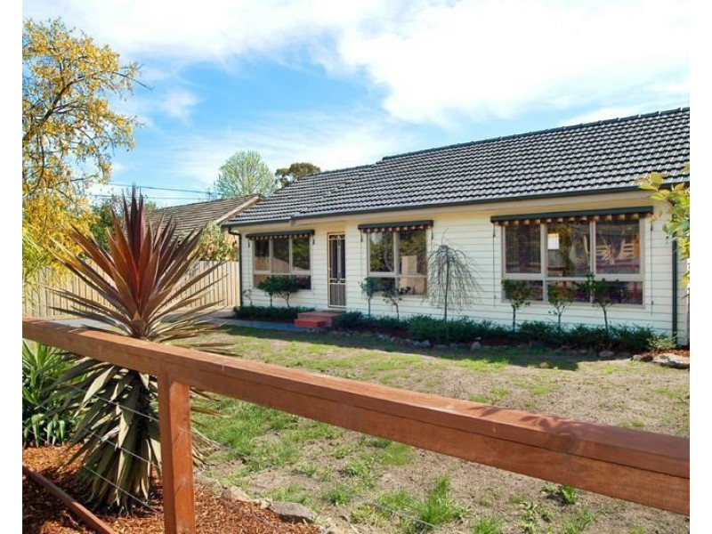 U1/27 Lomond Avenue, Kilsyth VIC 3137