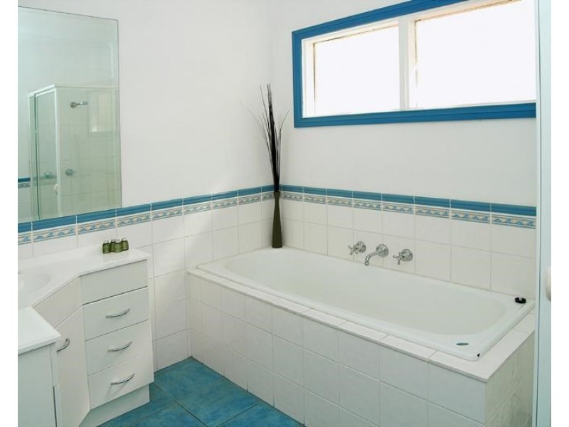 U1/27 Lomond Avenue, Kilsyth VIC 3137