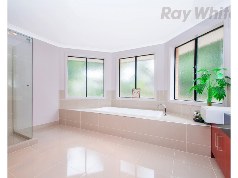 194 MAROONDAH Highway, Croydon VIC 3136