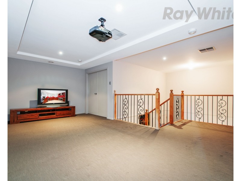 194 MAROONDAH Highway, Croydon VIC 3136