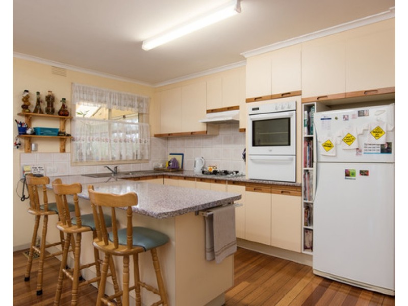 5 MORRISON Crescent, Kilsyth VIC 3137