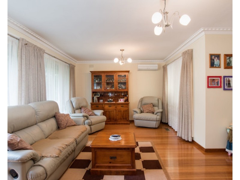 5 MORRISON Crescent, Kilsyth VIC 3137