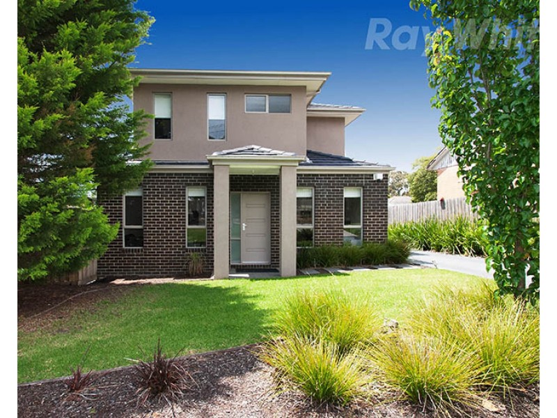 18 HILL Street, Ringwood East VIC 3135
