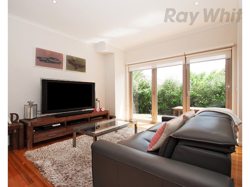 18 HILL Street, Ringwood East VIC 3135