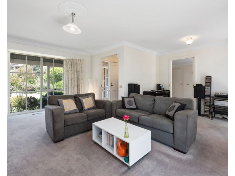 1/88-90 LINCOLN Road, Croydon VIC 3136