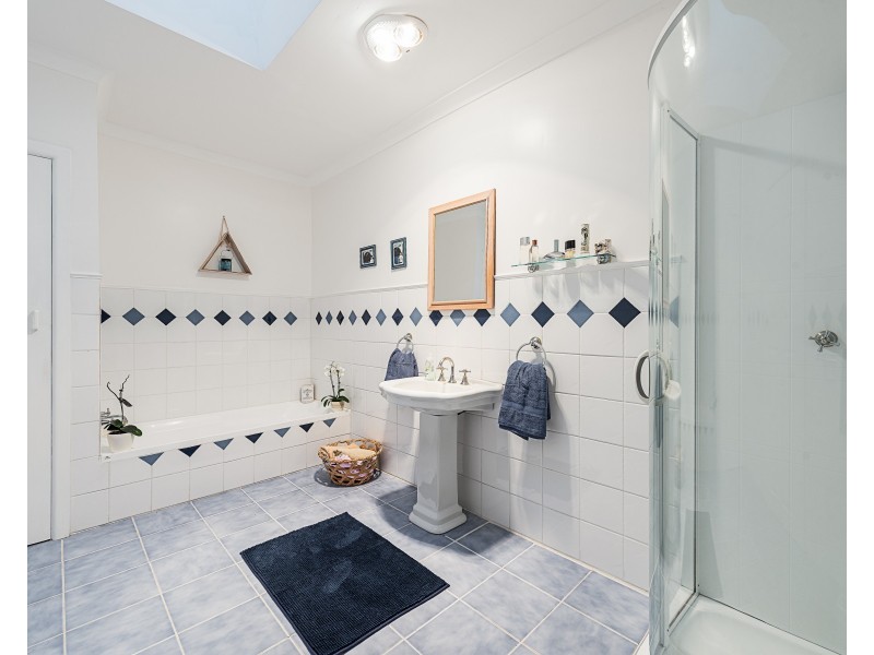 16 NURSERY Road, Croydon VIC 3136