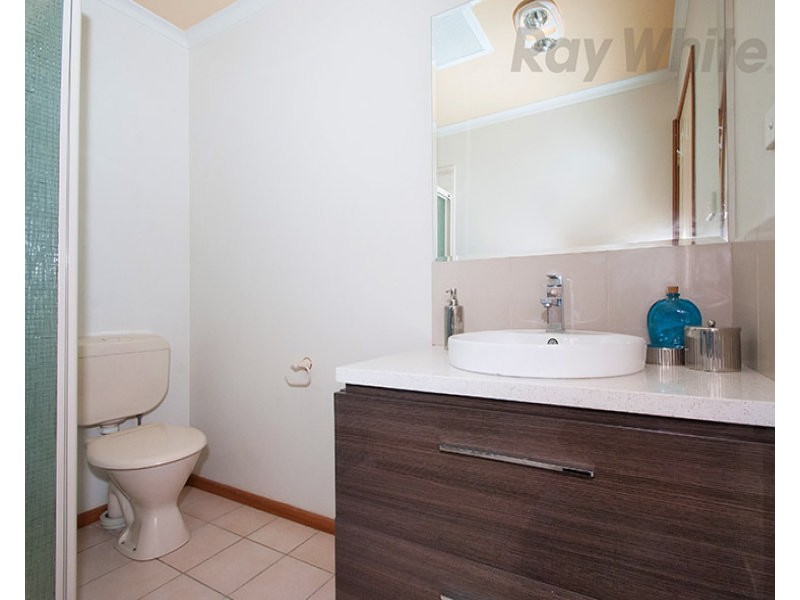 12 LATROBE Court, Croydon Hills VIC 3136