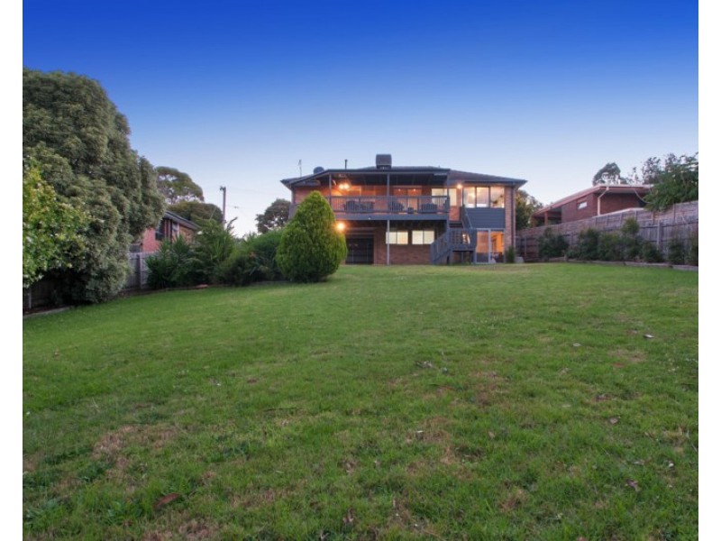 6 SPRINGSONG PASS, Chirnside Park VIC 3116