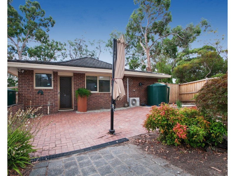 2 DOROTHY Street, Croydon VIC 3136