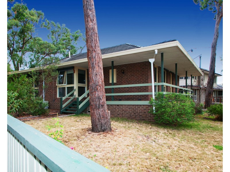 2 DOROTHY Street, Croydon VIC 3136