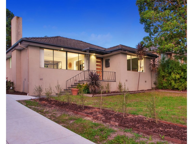 35 TAYLOR Road, Mooroolbark VIC 3138
