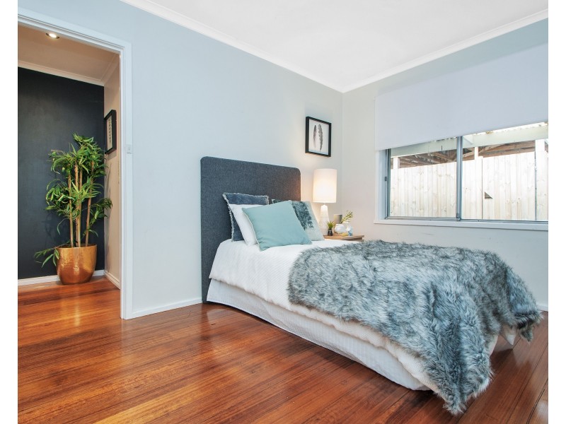 35 TAYLOR Road, Mooroolbark VIC 3138