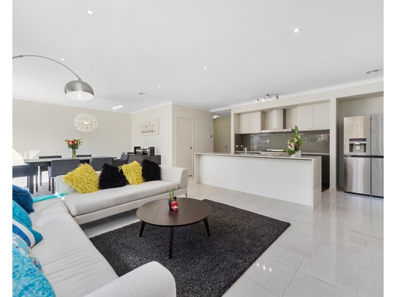 45 Dalgety Drive, Ascot Vale VIC 3032