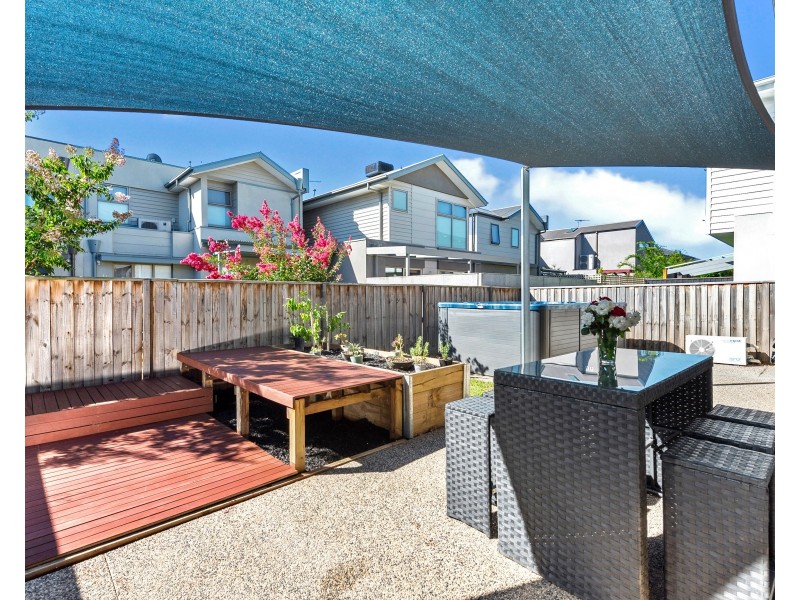 45 Dalgety Drive, Ascot Vale VIC 3032