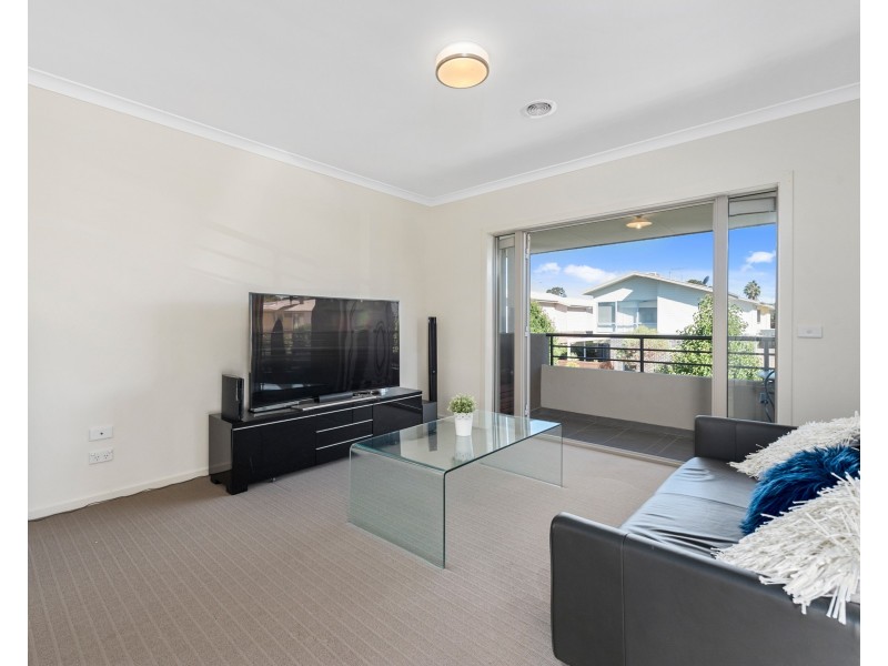 45 Dalgety Drive, Ascot Vale VIC 3032