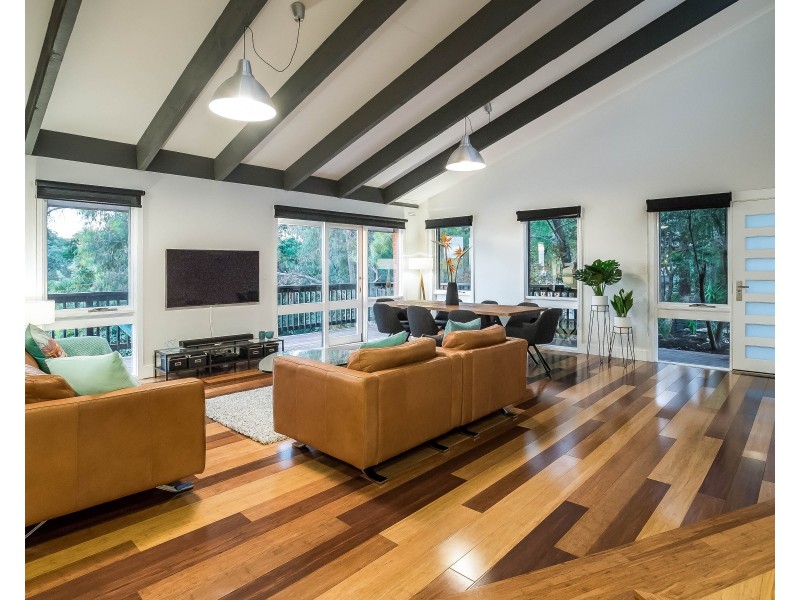 31 GORDON Avenue, Montrose VIC 3765