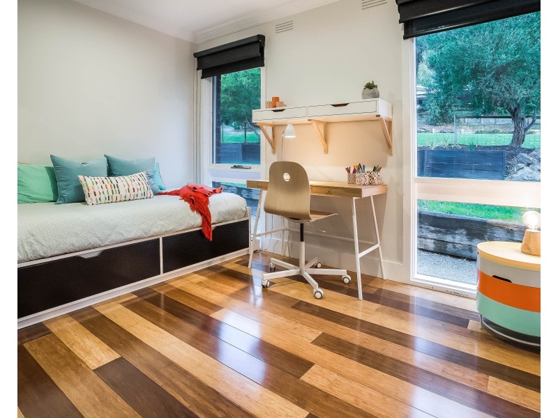 31 GORDON Avenue, Montrose VIC 3765