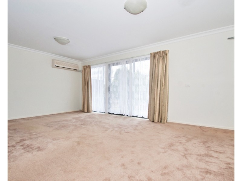 3/5 CHURCHILL Street, Ringwood VIC 3134