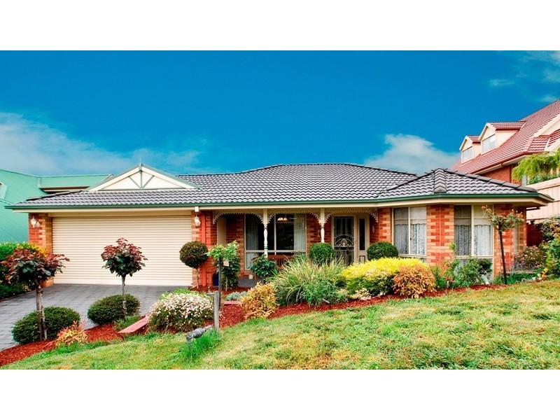 3 CHAMPAGNE Rise, Chirnside Park VIC 3116