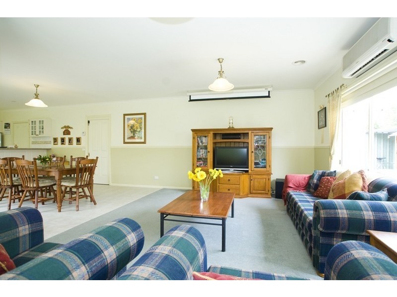 21 YARRA HILL Lane, Chirnside Park VIC 3116