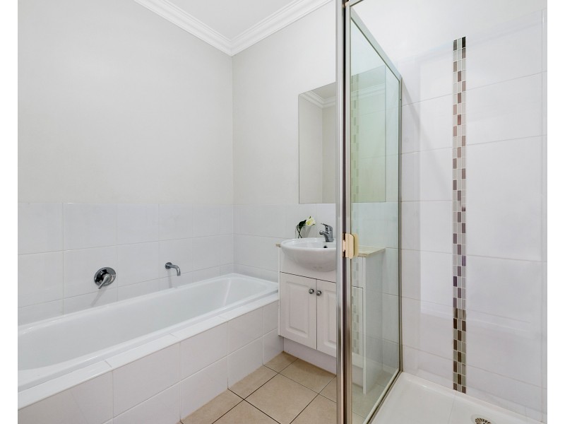 2 JESSICA PARK Drive, Lilydale VIC 3140