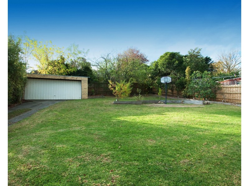 61 TAYLOR Road, Mooroolbark VIC 3138