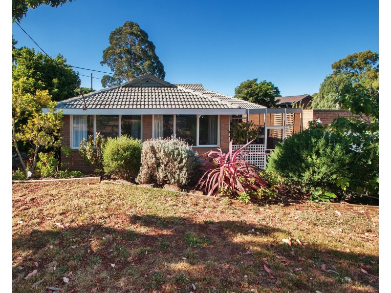 76 CHIRNSIDE Drive, Chirnside Park VIC 3116