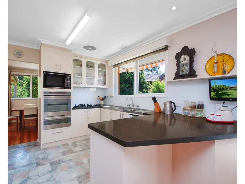 76 CHIRNSIDE Drive, Chirnside Park VIC 3116