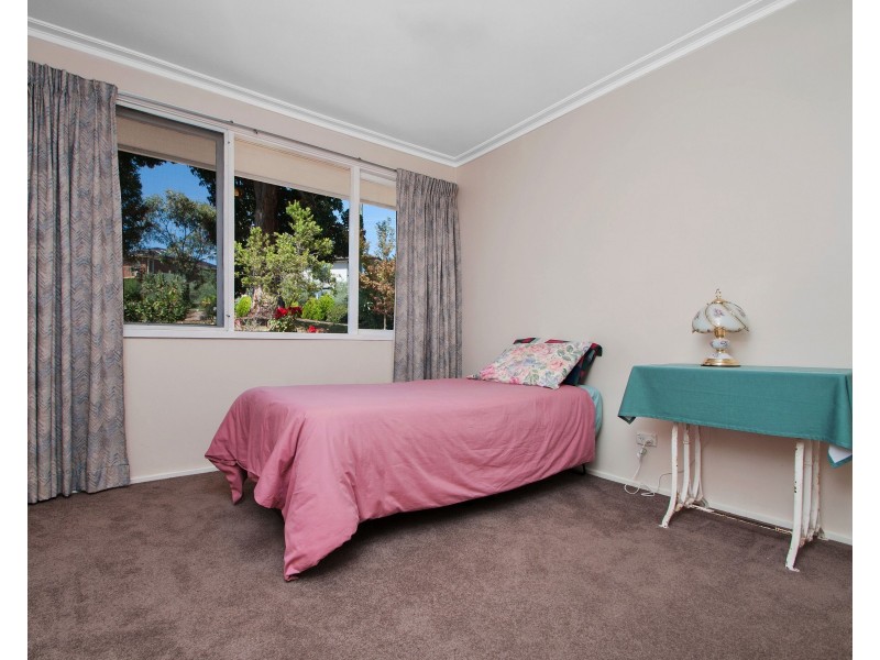 76 CHIRNSIDE Drive, Chirnside Park VIC 3116