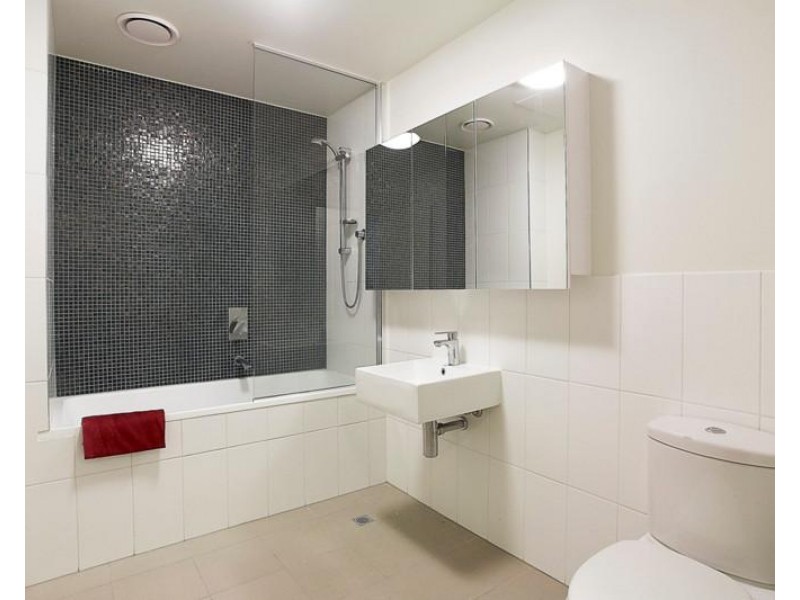 211/1 DUGGAN Street, Brunswick West VIC 3055