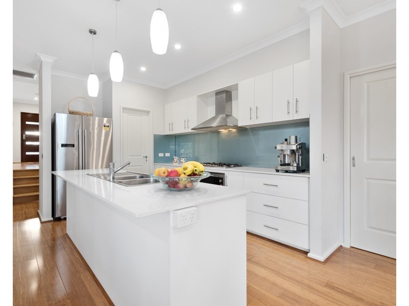 57 THE RANGE Boulevard, Croydon VIC 3136