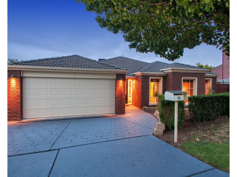 12 YARRA HILL Lane, Chirnside Park VIC 3116