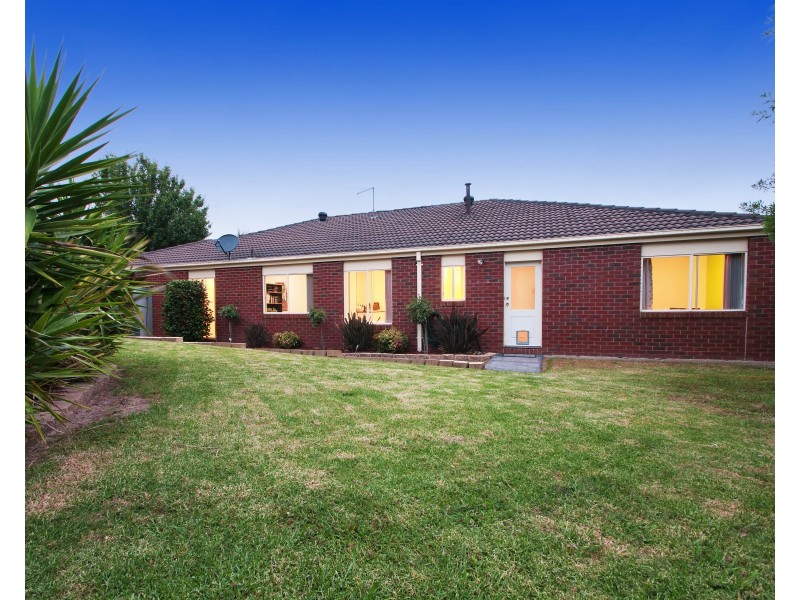 12 YARRA HILL Lane, Chirnside Park VIC 3116