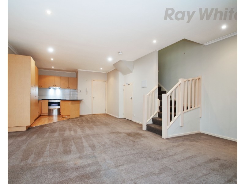 U32/13-15 HEWISH Road, Croydon VIC 3136