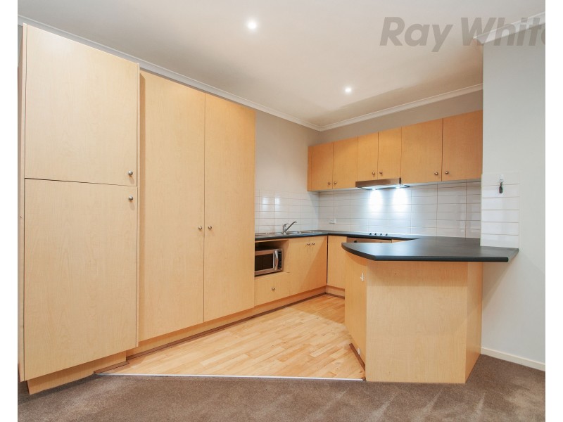 U32/13-15 HEWISH Road, Croydon VIC 3136