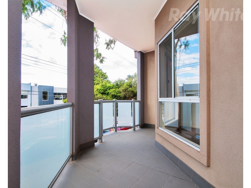 U32/13-15 HEWISH Road, Croydon VIC 3136